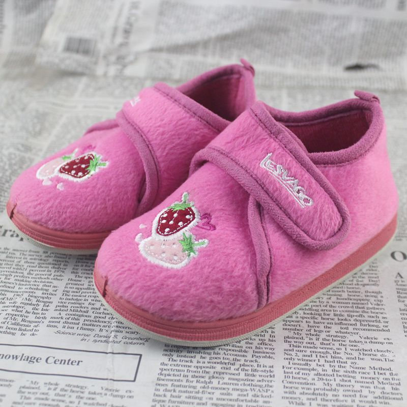 2021 autumn and winter new cute female baby shoes Soft bottom non-slip Home Learn walking shoes Children's cotton shoes outdoor can be worn