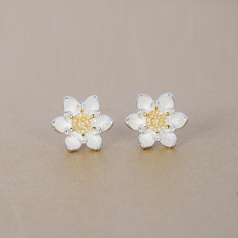 S925 pure silver gold mens solid lotus classical ancient wind Chinese wind small ear pin 100 lap little clear new ear decoration girl