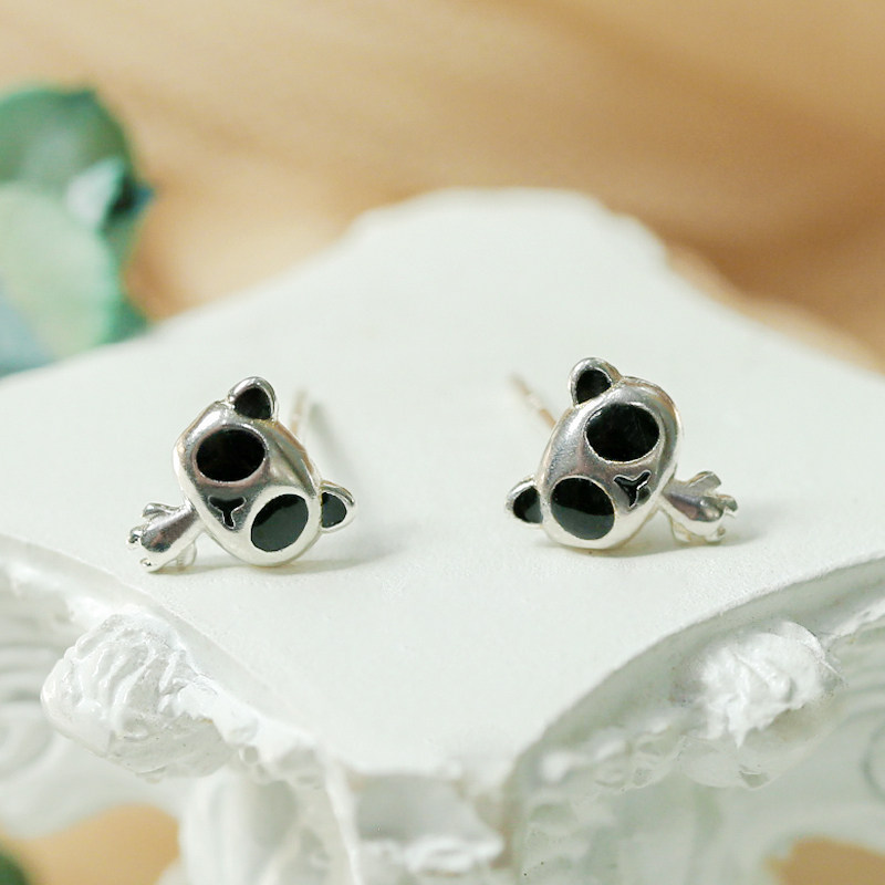 s925 Pure Silver Panda Ear Pin Brief Cute Temperament Small Animal Earrings Earrings Earbone Nail Silver Ornament Female