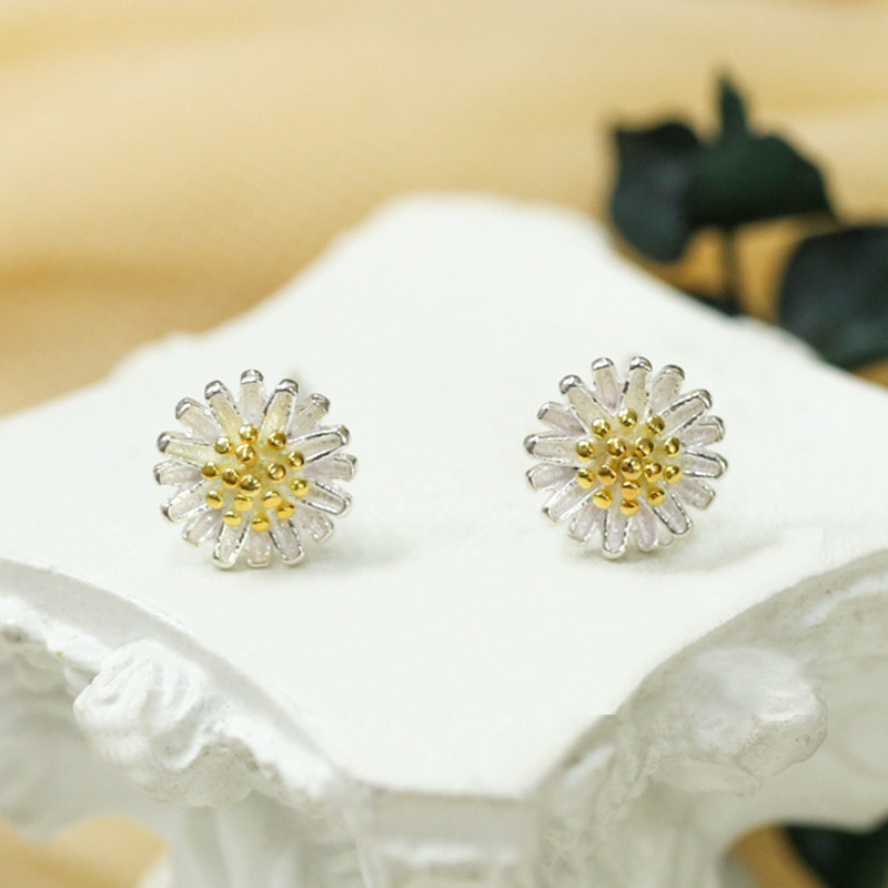 Japan-ROK s925 pure silver small daisy ear pin sweet and gold small flower earrings earring earbone nail silver decorated female style