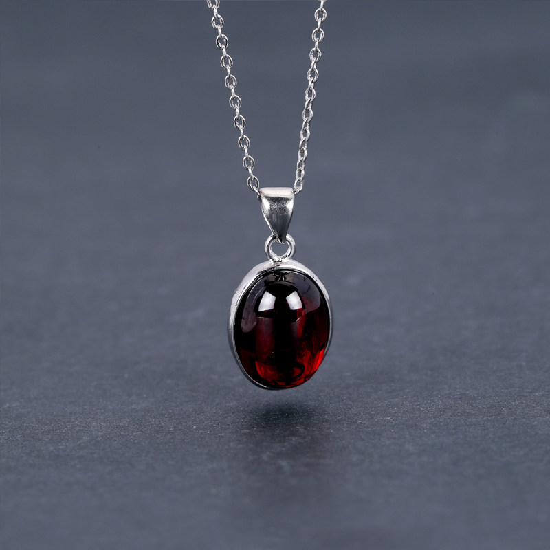 S925 Pure Silver Oval Geometric Necklace Red Pomegranate Stone Zircon Pendant Lock Bone Chain Brief Temperament Necklace Ornament