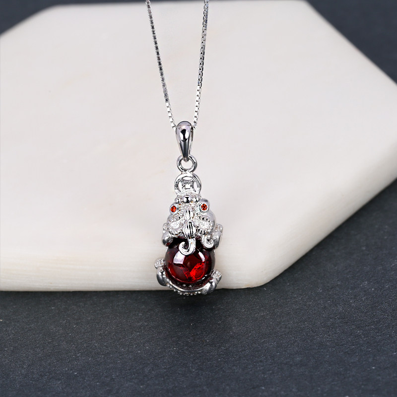 S925 Sterling Silver Pixiu Necklace Red Garnet Zircon Pendant Retro Chinese Style Clavicle Chain Necklace Jewelry Female