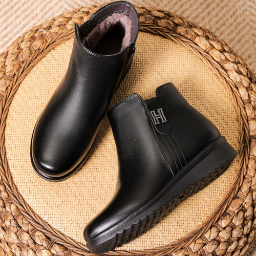 Зимняя нескользящая флисовая обувь для матери, удерживающие тепло короткие сапоги для кожаной обуви, для среднего возраста