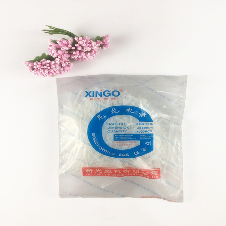 Suction cup tie tie Wedding supplies short strapping cable self-locking plastic nylon pull buckle 1*60mm