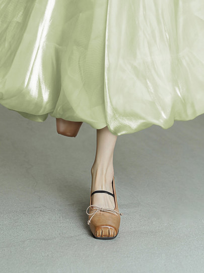 Original Taro Purple Horse Leather Pig Nose Fashion Ballet Shoes for Women, Mid-Heel Single Shoes to Match Skirts, High-Heeled Mary Janes