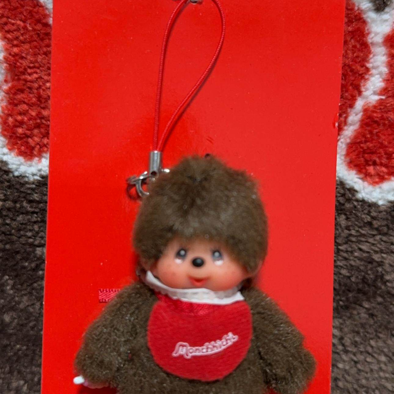 Moe Funny Monchhichi Meng Qiqi Japanese Genuine Basic Red Bib Powder Bib Men's and Women's Pendant in stock