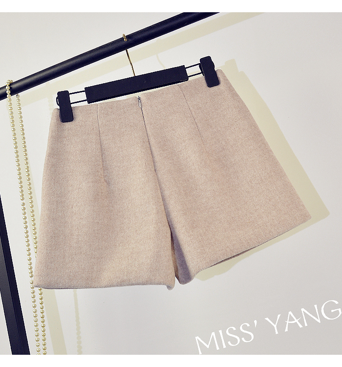 Mùa đông 2018 mới mặc bên ngoài quần short len ​​nữ mùa thu đông Các phiên bản Hàn Quốc của những cô nàng eo cao hoang dã Một chiếc quần ống rộng ống rộng quần đùi jean nữ