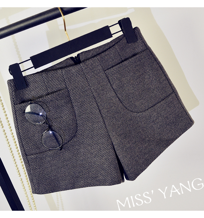 Quần short len ​​cạp cao nữ mùa thu đông 2018 mới mặc quần mùa đông mỏng màu đen giản dị quần ống rộng quần ống rộng quần jean ngắn nữ