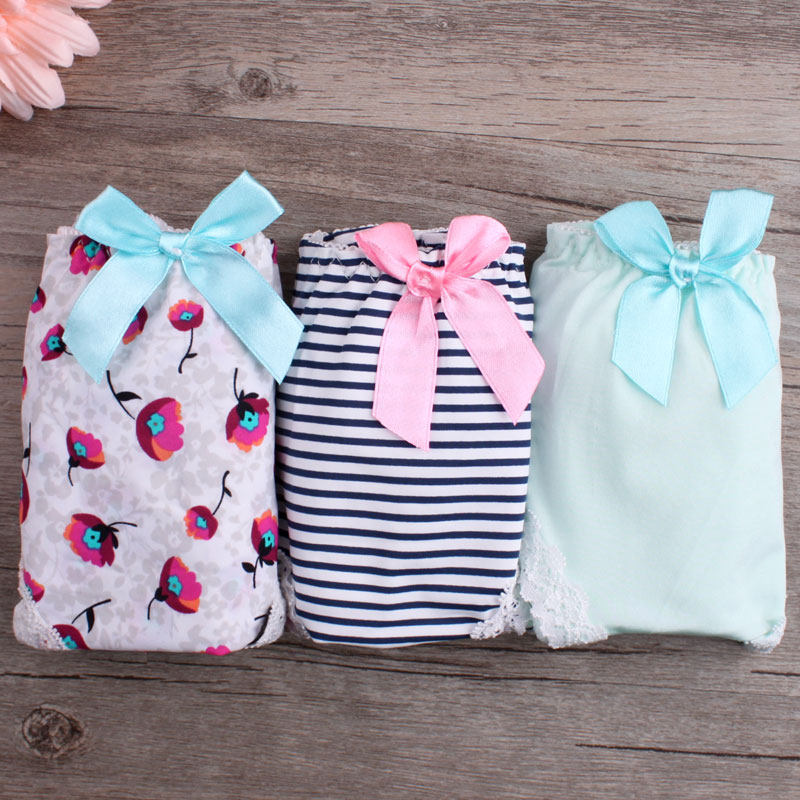 Summer female sensation lace lace lace slimy slimy skin black seductive butterfly knot printed low waist triangular trousers