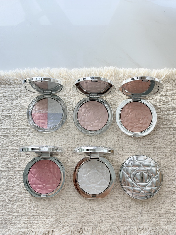 Dior Silver Leather Highlight Palette 03/06/05/04 Japan Purchase Limited Edition Daisy Highlight