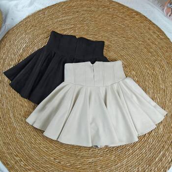 High-Waisted A-Line Pleated Skirt with Ruffles and Anti-Exposure Shorts for Women, Autumn and Winter