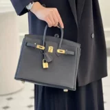 Кожаный вместительный и большой замок, платиновая сумка через плечо