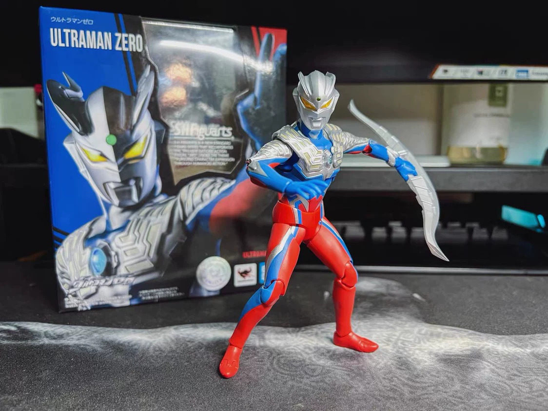 Siro's new listing Ultramanzero Superman Zero Zero Son Son Son model SHF Model Spot
