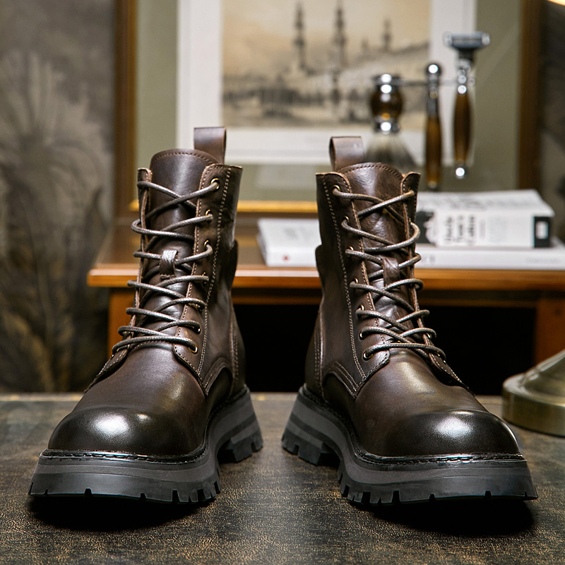 2022 New Martin boot male spring gush warm genuine leather high cylinder locomotive tooling boot thick bottom heightening retro