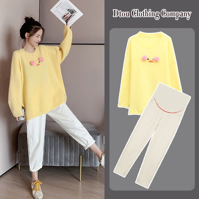 Pregnant women's autumn clothing suit fashion models 2021 spring and autumn outside wearing a knitted sweater for two sets of pregnancy net red blouses