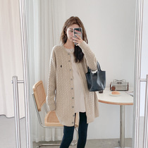 Maternity wear autumn and winter Korean style twist stitch maternity sweater cardigan mid-length soft knitted sweater jacket for lazy women