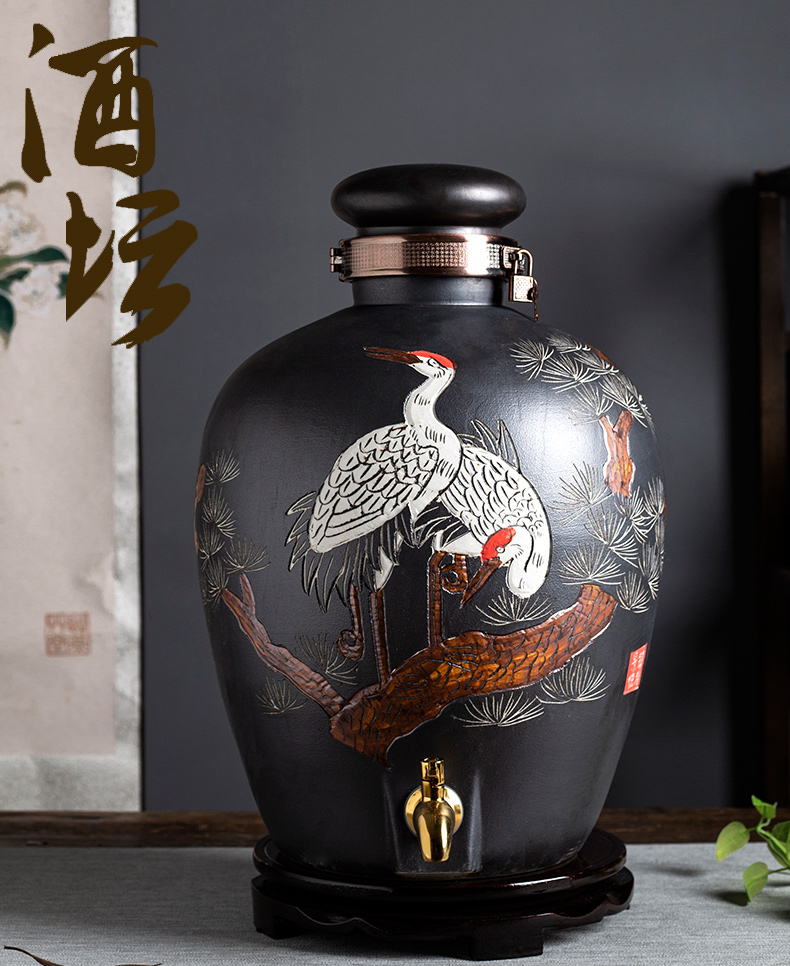 Jingdezhen ceramic jars home wine jar sealing 10 jins 20 jins 50 kg hip altar wine bottle of liquor