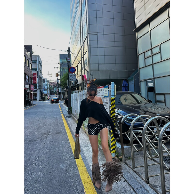 Kkshop's Fashionable Autumn Outfit Items~ American Retro Y2K Hot Girl Black and White Polka Dot Shorts Low-Waisted Hot Pants