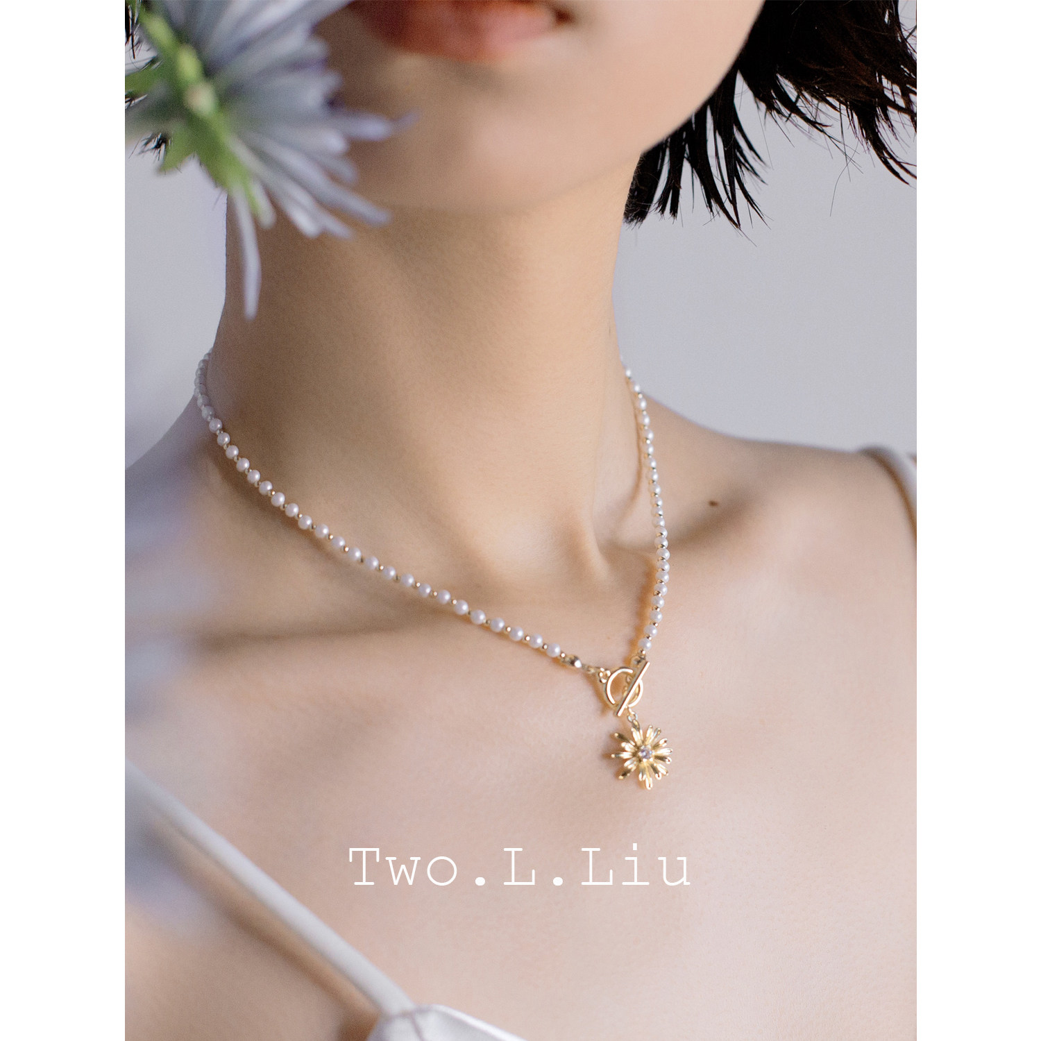 Two L Liu Daisies Natural Freshwater Little Pearl Sweater Chain Necklaid Woman ultra-fine minimal in temperament kock chain