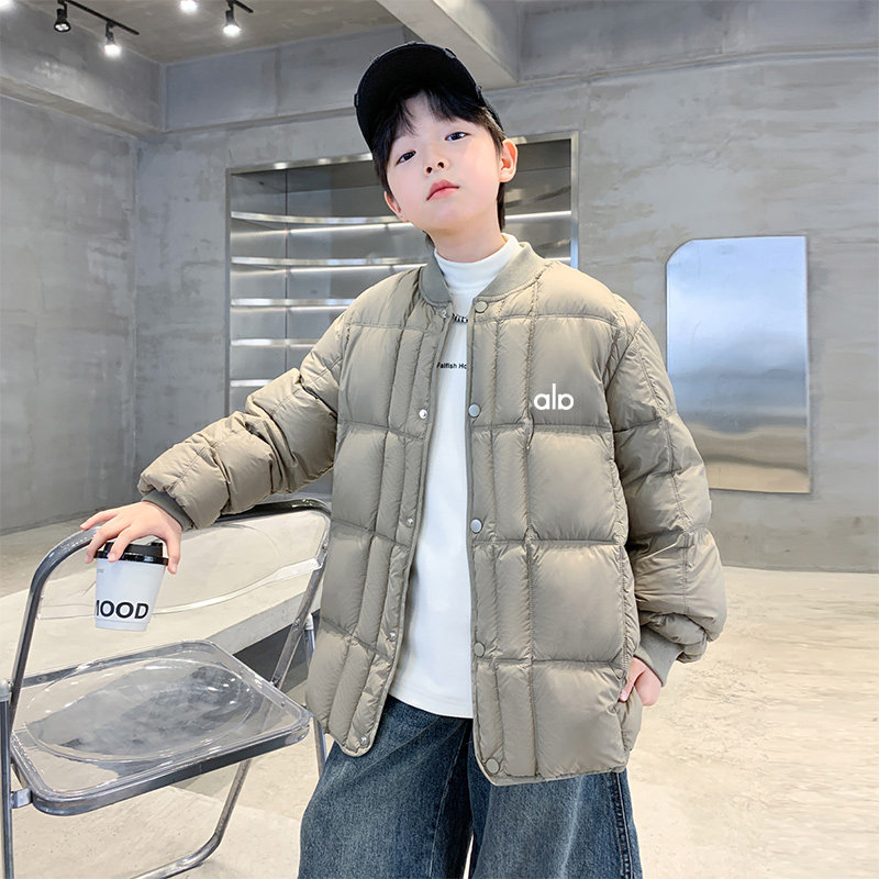 公式サイトアウトレット 男の子用冬物軽量ダウンジャケット 2025年新作 中～大サイズ、厚手のホワイトダックダウンコート