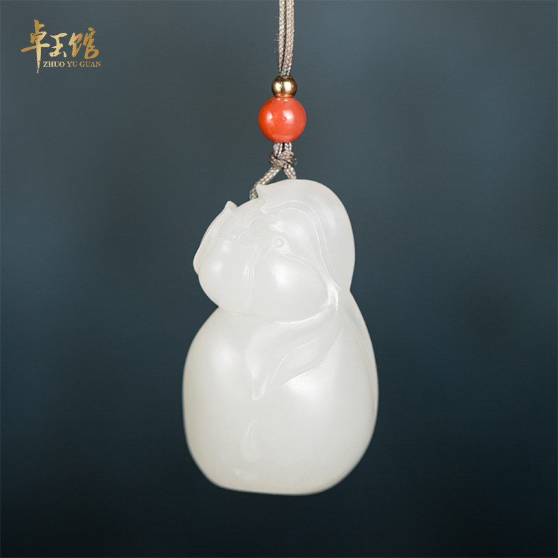 (Biandilian) Xinjiang Hetian jade seed material first-class white lotus pendant pendant special offer for Suzhou workers Zhuoyu Pavilion