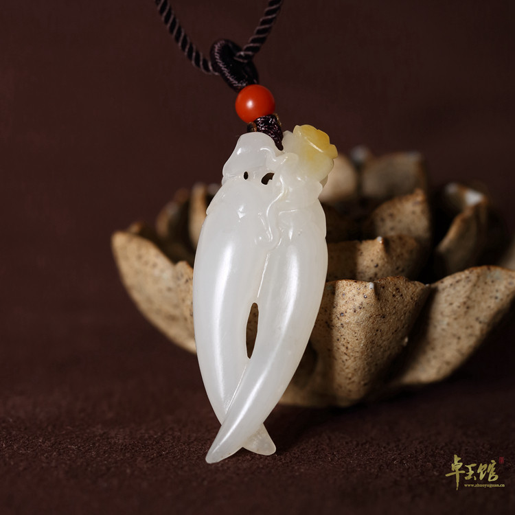 (Pride) Xinjiang Hetian jade seed material first-class white gold leather pendant pendant Zhuoyu Museum Li Zhuoyu carving