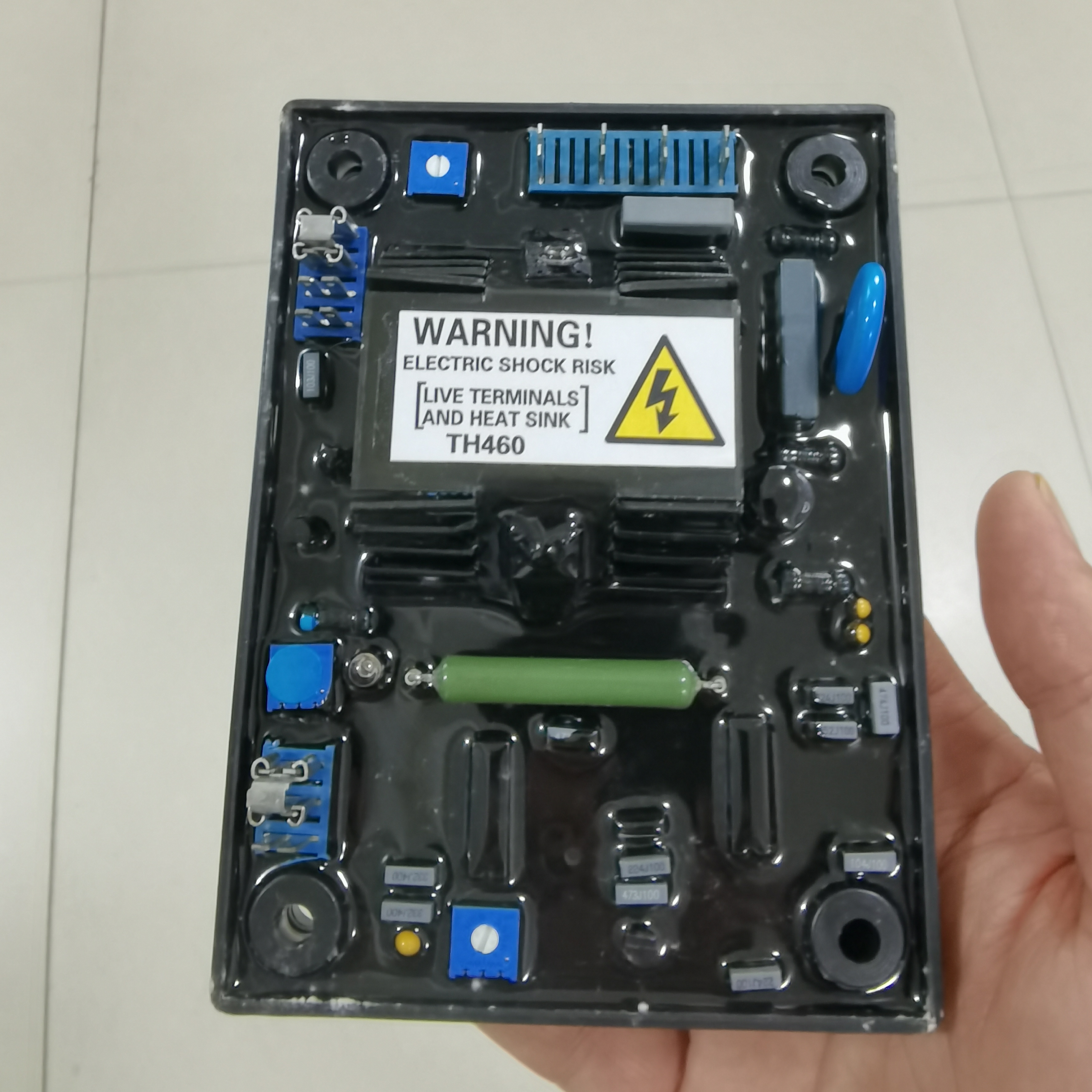 揭秘发电机中的智慧心脏——FD460 AVR无刷电压调节器