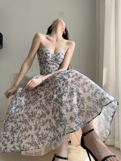 HOUSE抹胸束腰鱼骨裙青花瓷清冷御姐风法式小香风纯欲碎花连衣裙