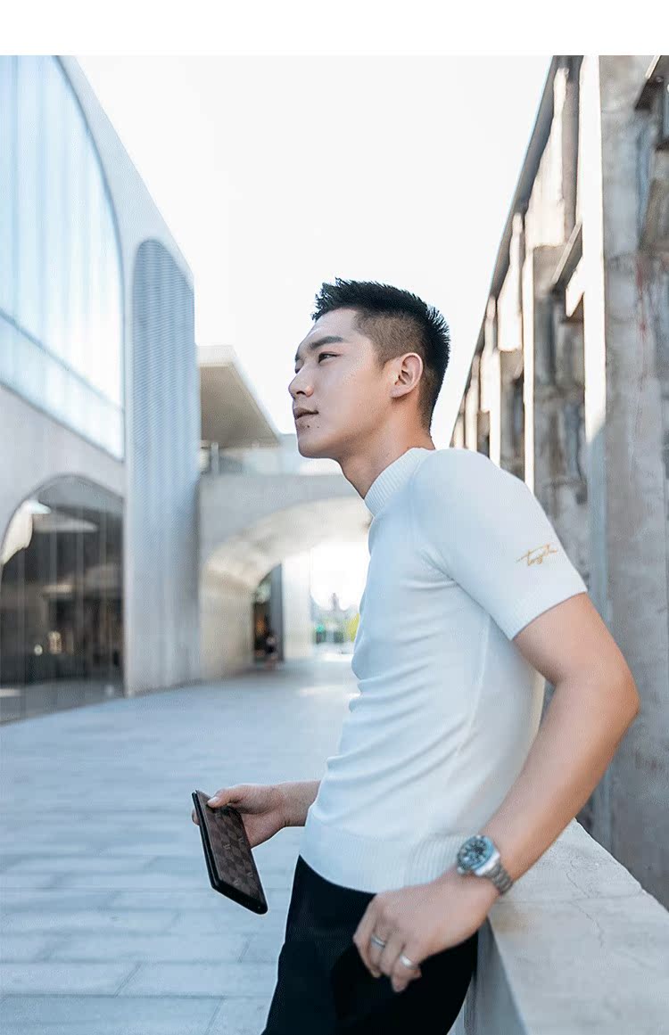 Chân trời mùa thu và mùa đông mới áo len ngắn tay nửa cổ áo len đáy quần thêu tay áo len mỏng áo nam