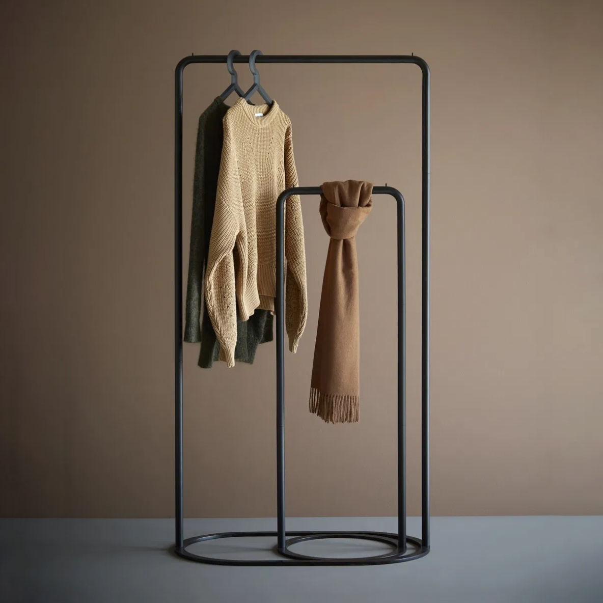 Nordic minimalist home floor coat rack independent clothes drying rack designer clothing store display rack size display rack