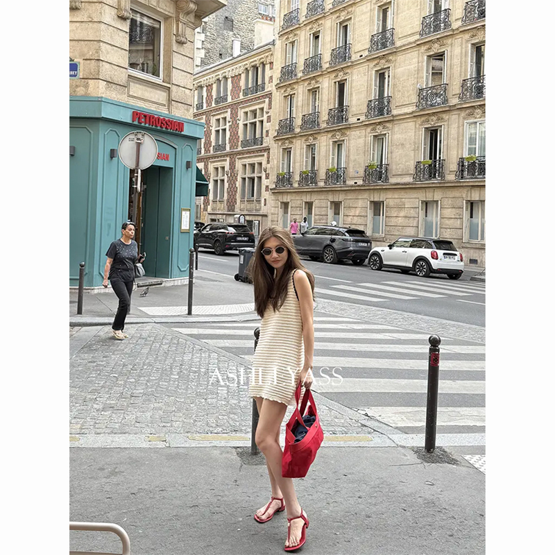 [Clearance] Aslee'Hand-Crocheted' 7-Gauge Ribbed Knit + Perforated Designer Knit Dress