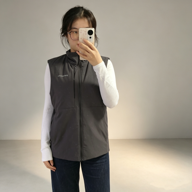 In Stock~ Patagonia 26 Fall/Winter Men's Stand Collar Lightweight Vest 83901