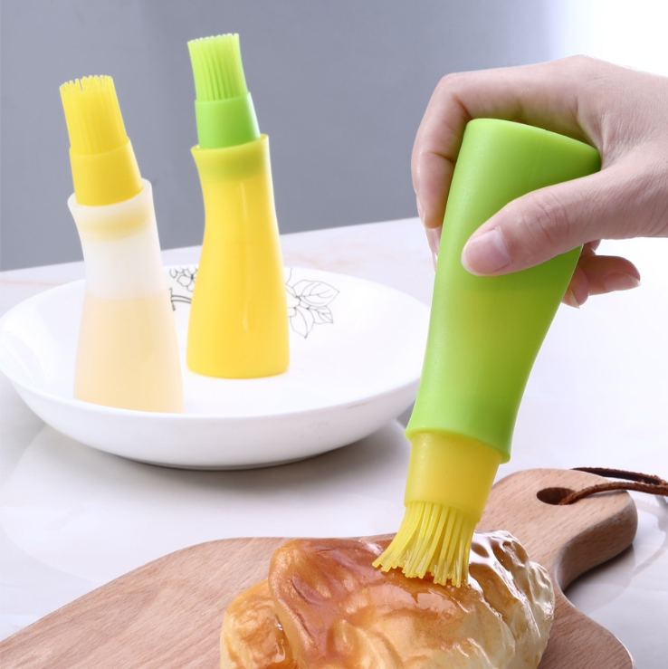 Silicone oil brushed with lid pressed barbecue brush Branded Cake Brush Baking Controllable Oil Roast Bring Own Oil Bottle Brush