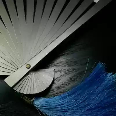 Light titanium alloy 90 inch ancient square metal Wen play silk cloth folding fan male fitness defense domineering martial arts weapons