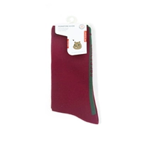 Темно-бордовый