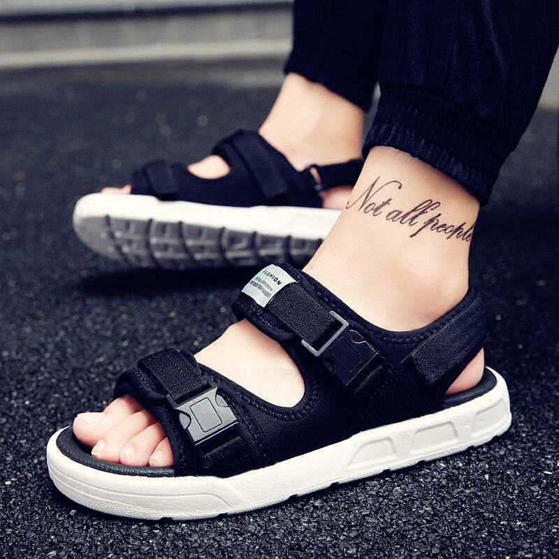 trendy mens sandals 2019