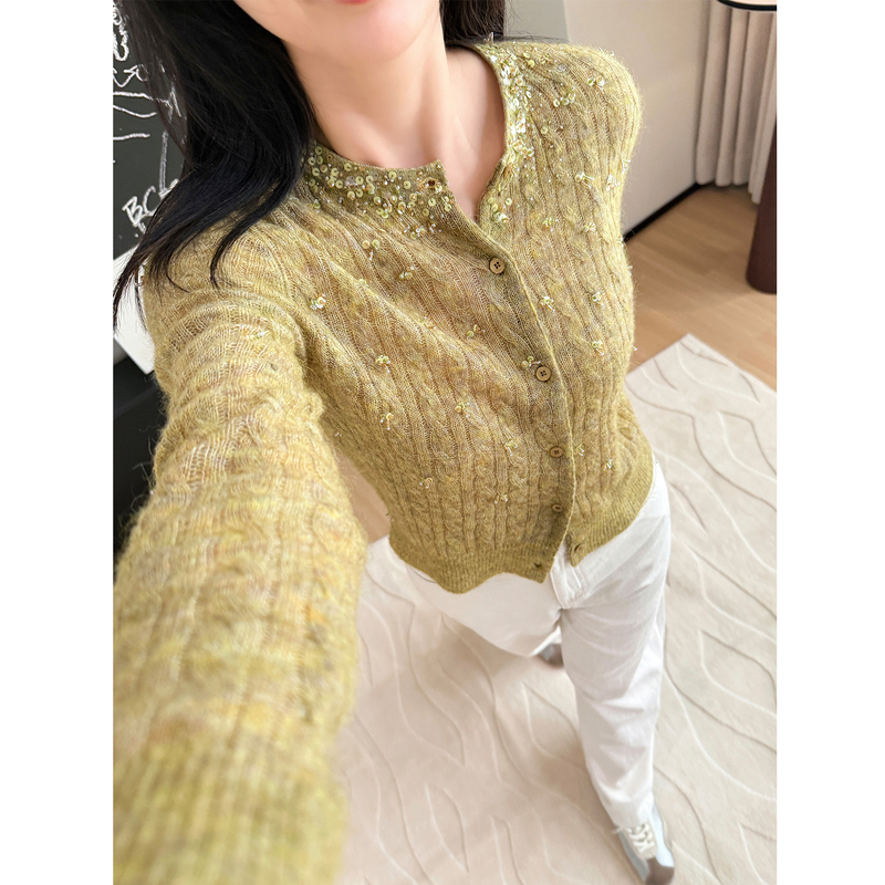Heavy-Duty Hand-Beaded ~ Early Autumn Alpaca Wool Knitted Cardigan for Women, Short Cable-Knit Soft Wool Sweater Heavy-Duty Hand-Beaded ~ Early Autumn Alpaca Wool Knitted Cardigan for Women, Short Cable-Knit Soft Wool Sweater