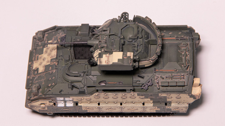 1/72 Dragon 63519 Ukraine ODS M2A2 Bradley Infantry Fighting