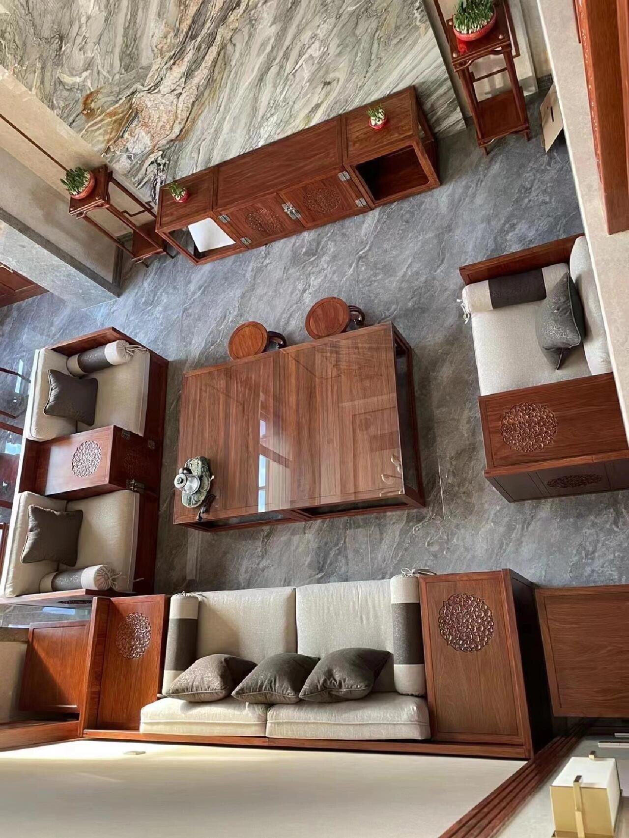 恒谊家具工厂体验馆  品质标杆企业店