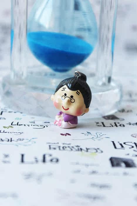 Figurine manga grand-mere - Ref 2699983 Image 4