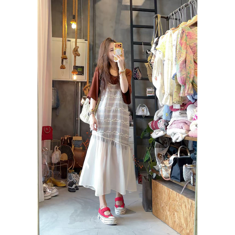 Suraoni Wears a Korean-Style Retro Embroidered Camisole Dress + Knitwear Set Q60724787