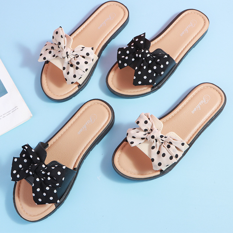 Women's Outdoor Sandals 2026 Summer New Polka Dot Ins Trendy Slip-On Fashion Stylish Women's Slippers with Bowknot