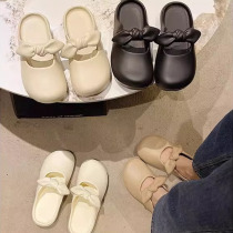 Sandals for womens summer outer wear 2024 new Internet celebrity fashion anti-slip beach sandals with soft sole toe-cap half slippers