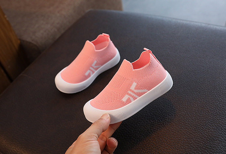 Детский сад комнатный Обувь 2024 весна удар Толкать ребенок холст обувь ребенок воздухопроницаемый легкий скольжение мальчиков обувь 