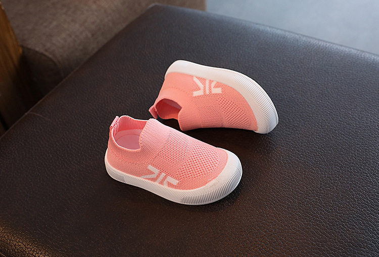 Детский сад комнатный Обувь 2024 весна удар Толкать ребенок холст обувь ребенок воздухопроницаемый легкий скольжение мальчиков обувь 