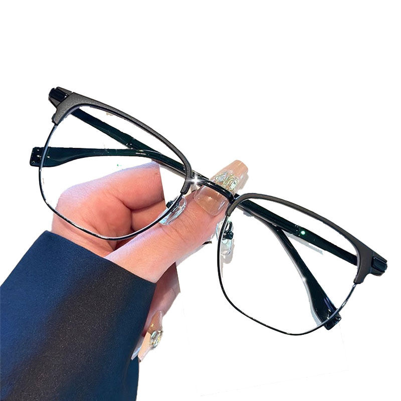 Color-Changing Half-Rim Glasses Frame for Men, Can Be Fitted with Prescription Lenses, Automatic Photochromic, Stylish Large Frame That Makes the Face Appear Smaller