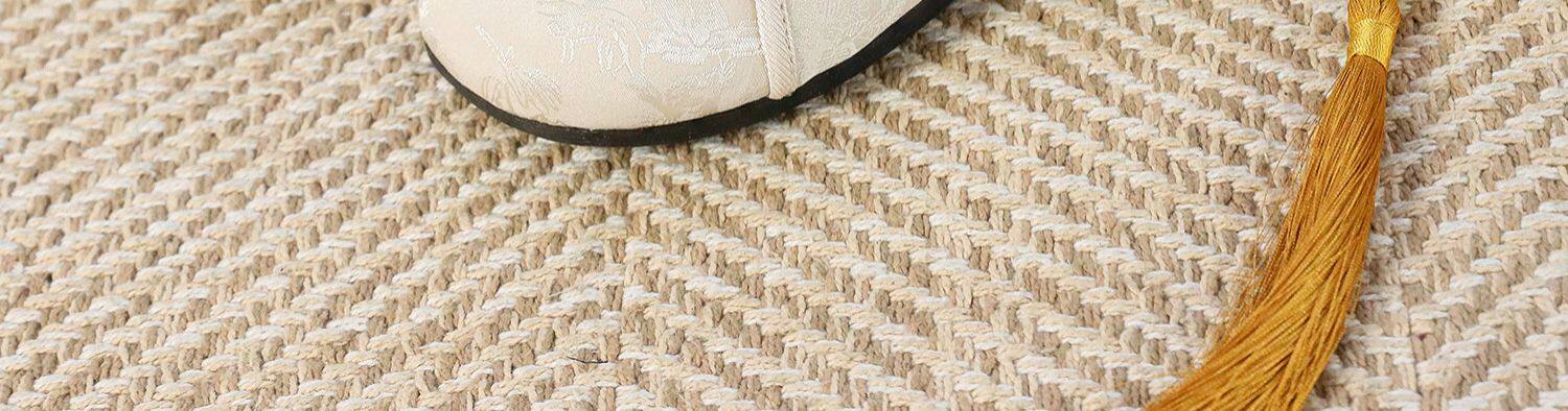 Вышитая обувь 汉服鞋子女士春秋国风旗袍鞋茶艺师圆头古风绣花鞋软底老北京布鞋 Jifanpaul