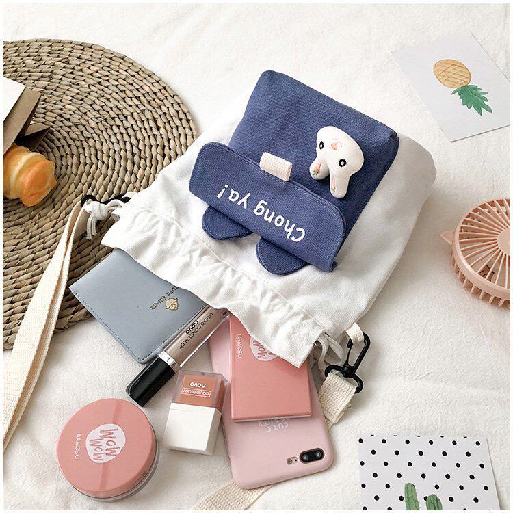 Детская сумка на ремне 春夏新款学生帆布小包包甜美淑女撞色单肩包可爱潮挂件抽绳斜挎包 Jifanpaul