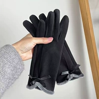 Женский лук черный