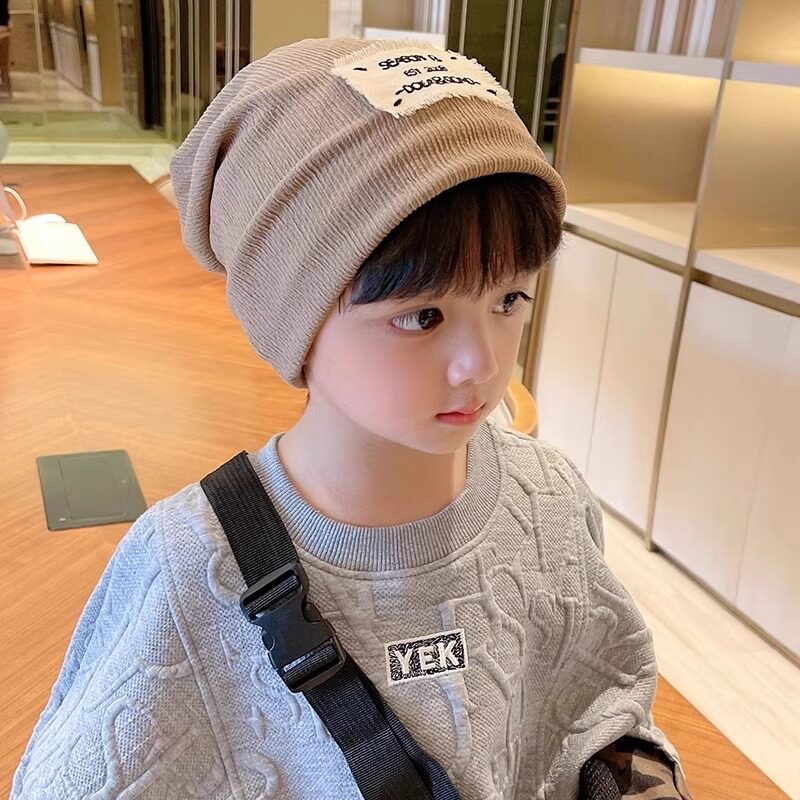 หมวกเด็กสไตล์เกาหลี ฤดูใบไม้ร่วงและฤดูหนาว หมวกถักสำหรับเด็กผู้หญิง หมวกป้องกันหูสำหรับเด็กผู้ชาย หมวกบีนนี่ครอบครัว หมวกแนวสตรีทแดนซ์